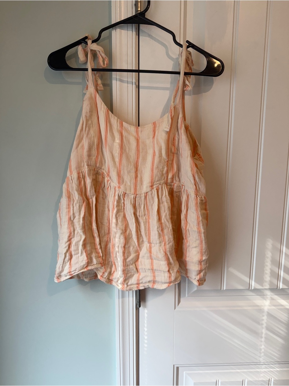 Old Navy Pink Striped Tank Top size Medium